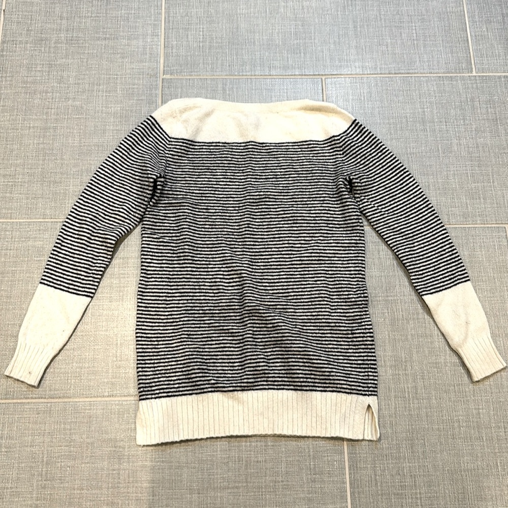 Ann Taylor LOFT Boatneck Sweater in Stripe